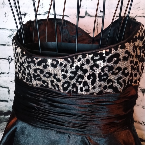 Glitz! Dress - Picture 6 of 7